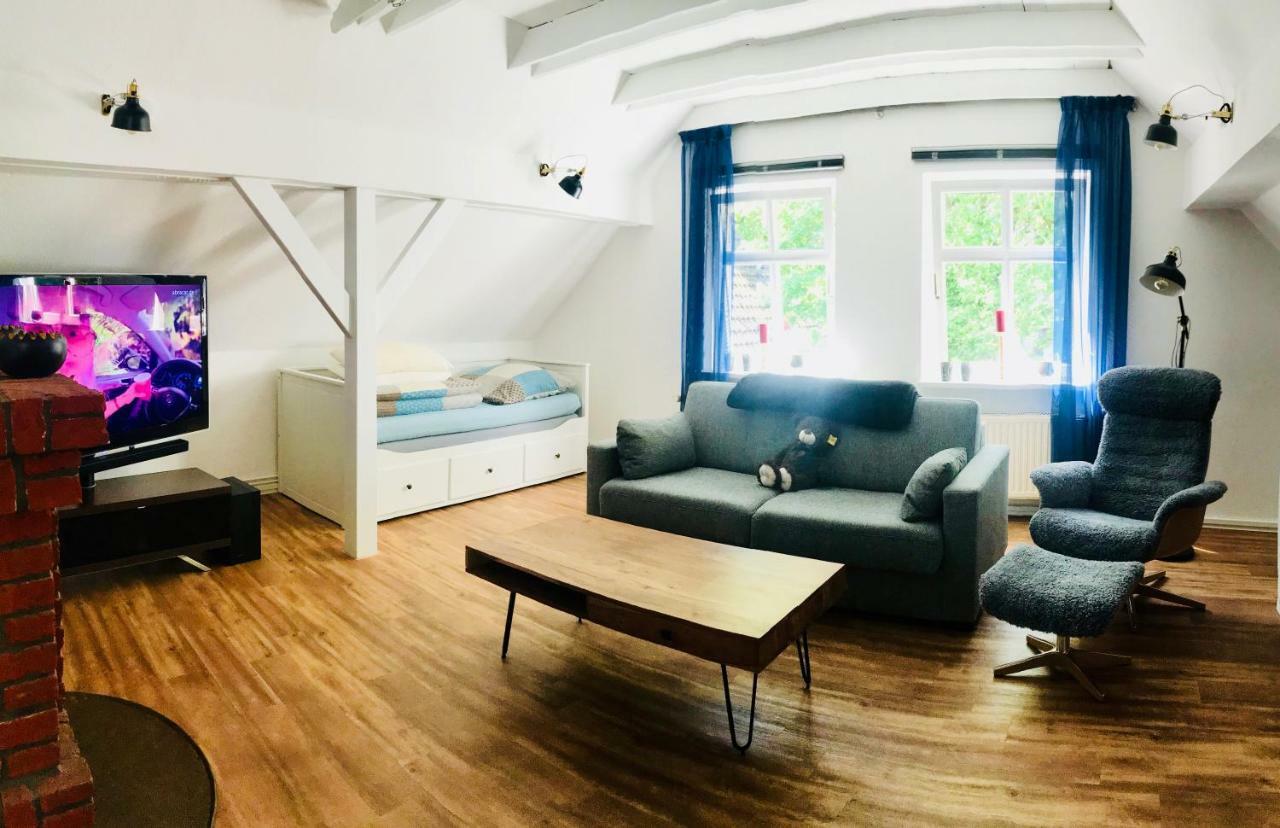 Altstadtmaerchen Apartment Leer Exterior photo